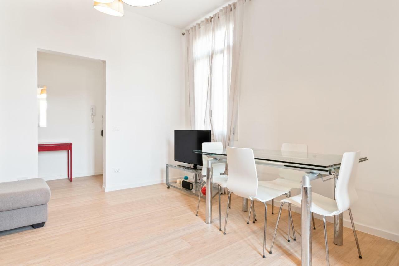 פאדובה Prato Della Valle Roomy Flat מראה חיצוני תמונה
