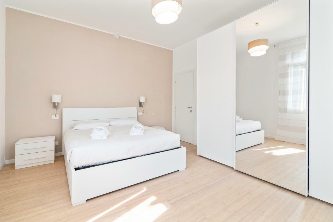 פאדובה Prato Della Valle Roomy Flat מראה חיצוני תמונה