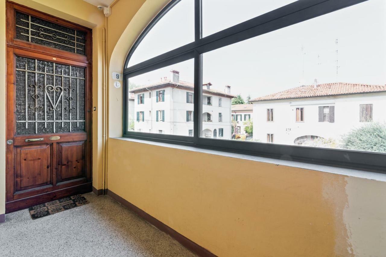 פאדובה Prato Della Valle Roomy Flat מראה חיצוני תמונה